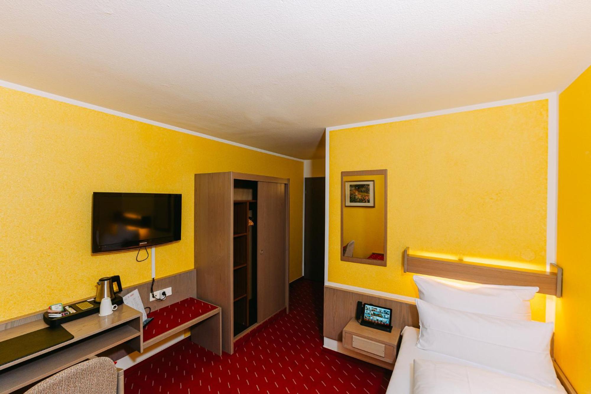 Hotel Restaurant Krone Sulzbach am Kocher エクステリア 写真