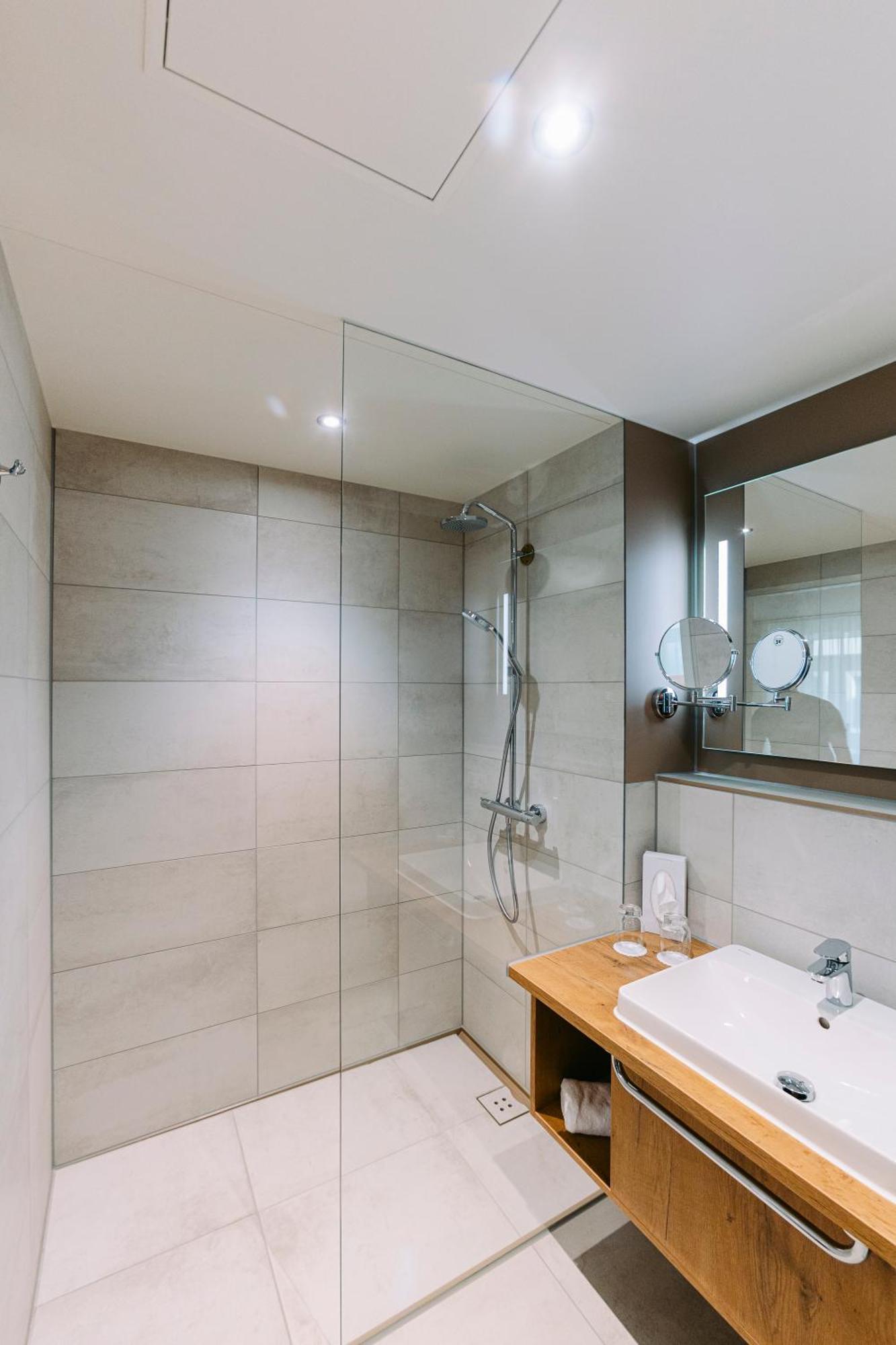 Hotel Restaurant Krone Sulzbach am Kocher エクステリア 写真